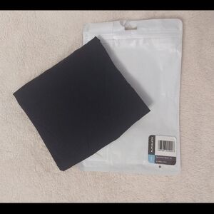 Alphalete Key Hole Long Sleeve Top